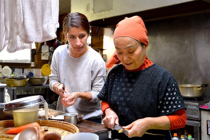 Aso Caldera and Farm Experience Tour