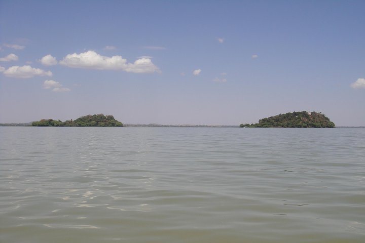 Bahir Dar Full-Day City & Lake Tana Tour