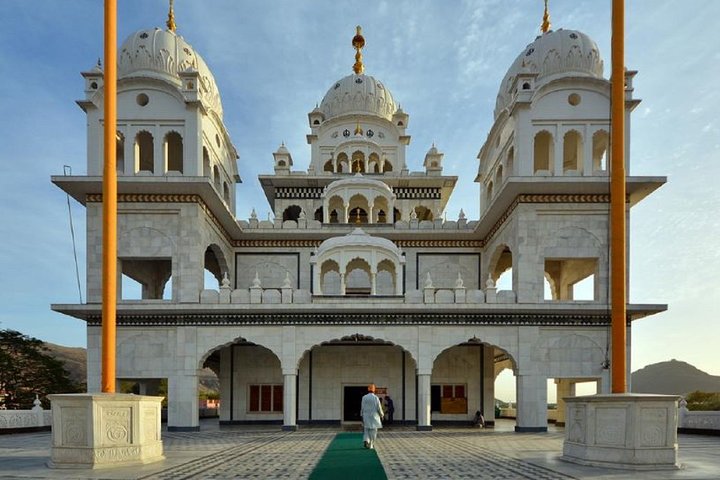 Cultural Walk of Pushkar (2 Hours Guided Walking Tour)