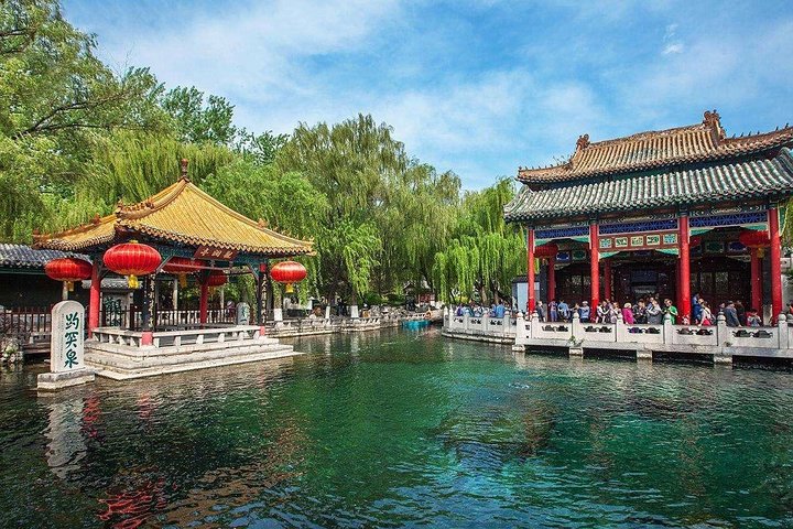 4 Hour Jinan Private Walking Tour to Baotu Spring and Surroundings