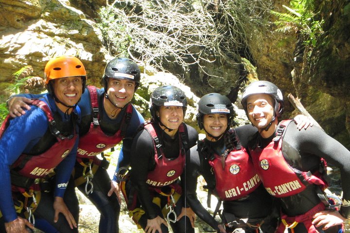 Short Canyoning Trip in The Crags