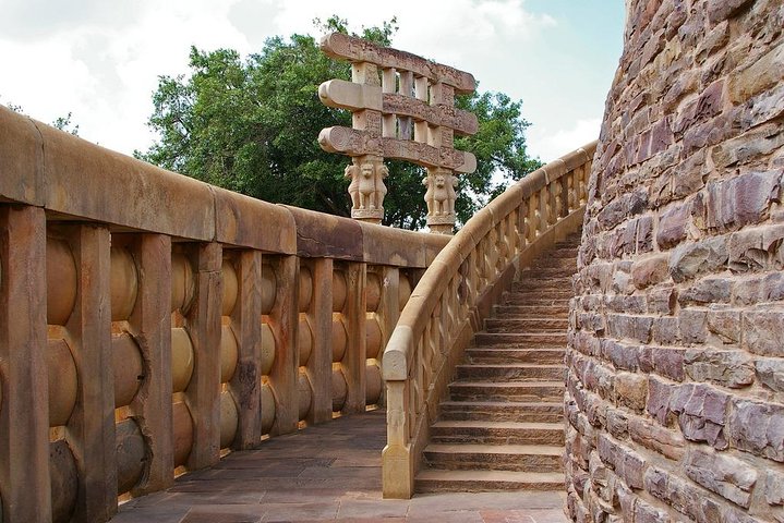 Private Full-Day Tour of Sanchi and Udayagiri from Bhopal