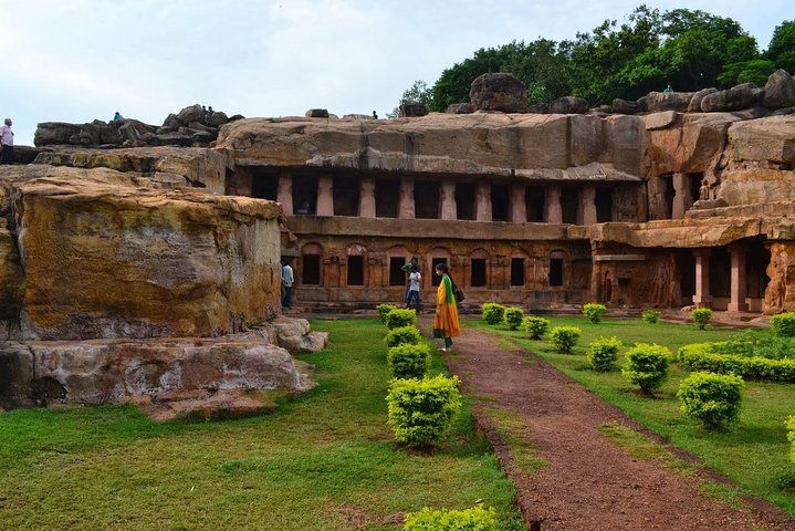 Private Full-Day Tour of Sanchi and Udayagiri from Bhopal