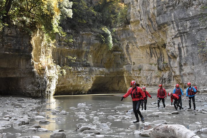 Osumi Canyons Exploration with Equipment