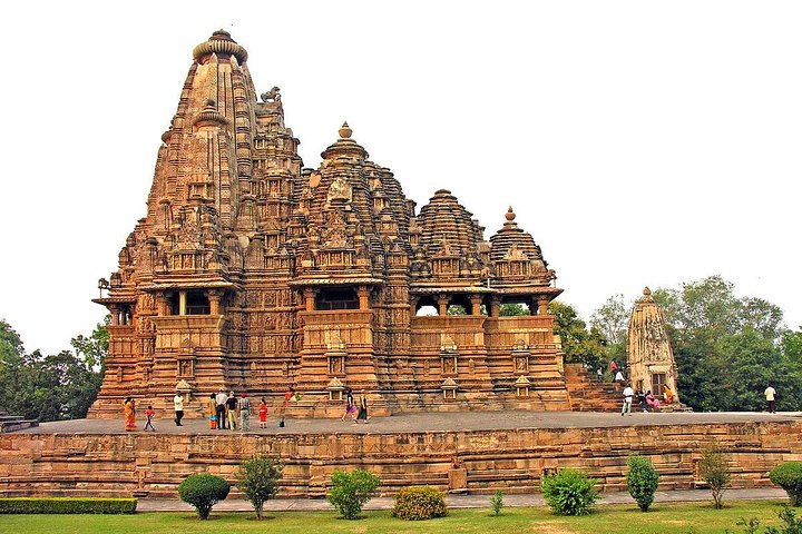 Private Tour of Kamasutra Temples in Khajuraho
