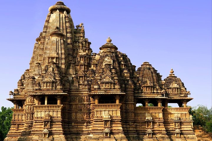 Private Tour of Kamasutra Temples in Khajuraho