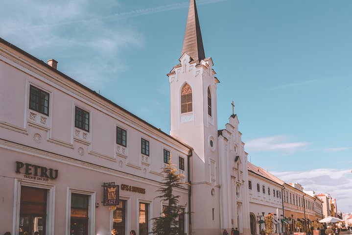 Discover Oradea - Walking Tour & Local Food Tasting