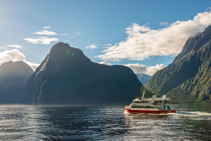 Milford Sound Cruise: Stunning Views & Optional Picnic or Buffet