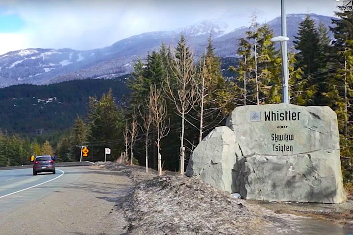 Whistler Sightseeing Tour from Vancouver: See Horseshoe Bay and Shannon Falls