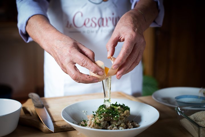 Cesarine: Home Cooking Class & Meal with a Local in Lake Garda