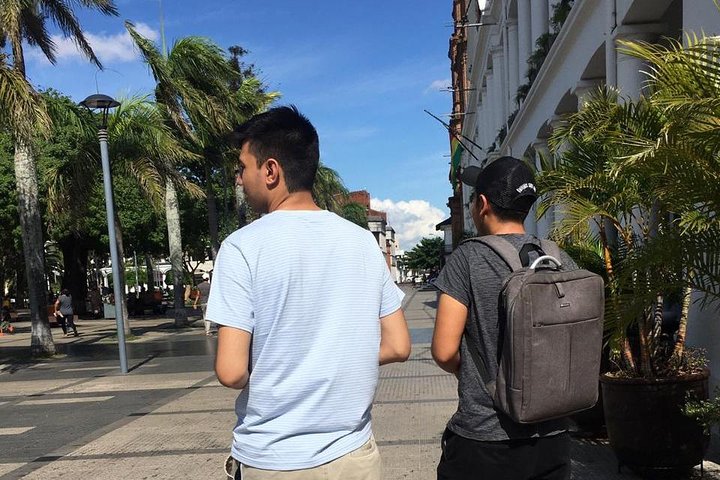 WALKING TOUR - A journey through the history of Santa Cruz