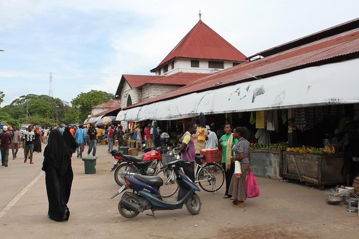 A Half Day Private Stone Town Tour