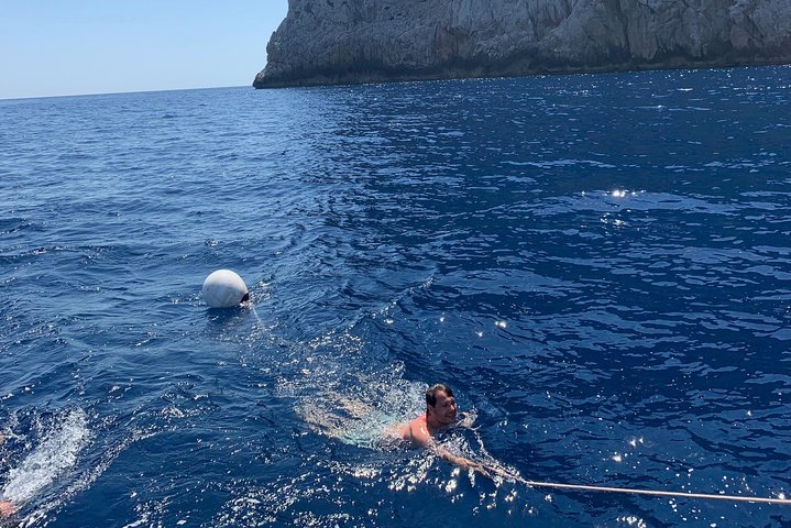 Mallorca Midday or Sunset Sailing with Light Snacks and Open Bar