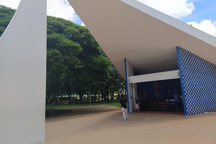 Brasília : Regular City Tour in Van (3h)