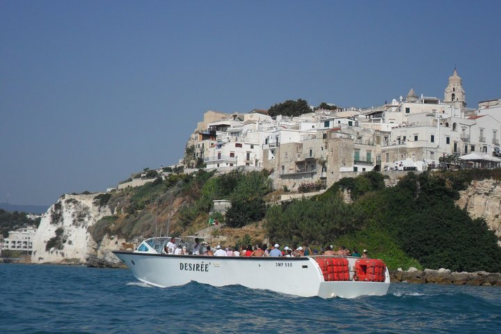 Desirèe experience. Visit the South Coast of Vieste