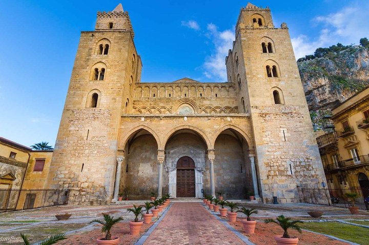 Private Transfer from Palermo Airport to Your Hotel in Cefalu