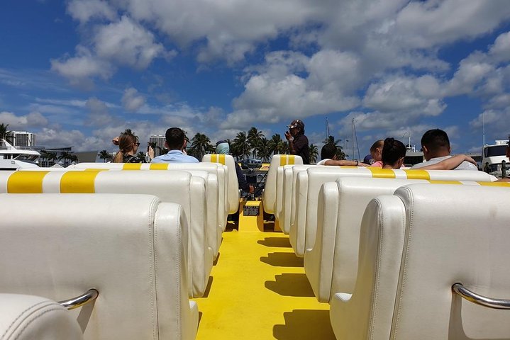 Speedboat Sightseeing Adventure of Miami