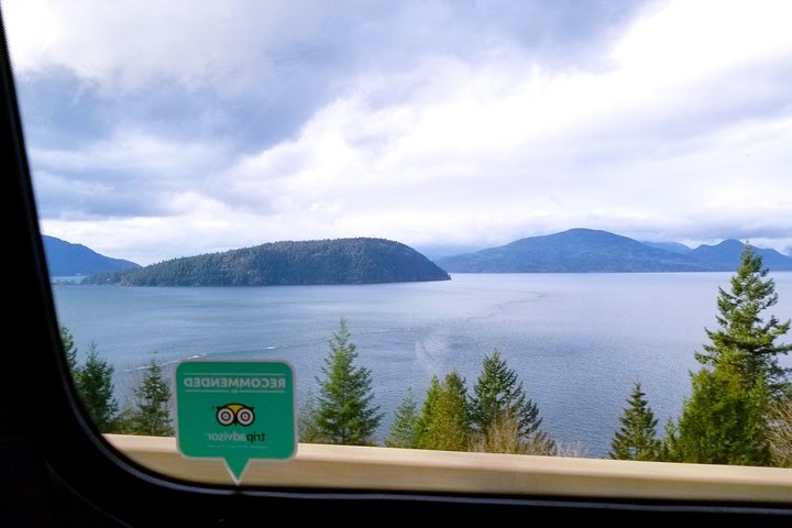 Whistler Sightseeing Tour from Vancouver: See Horseshoe Bay and Shannon Falls