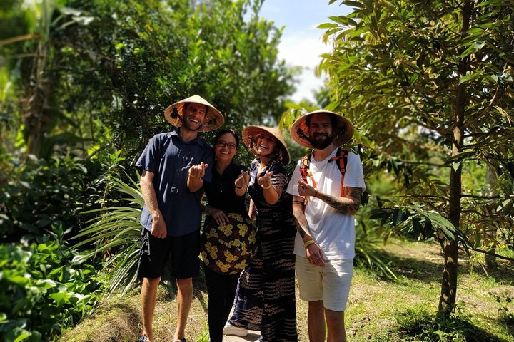 Mekong Delta and Cai Rang Floating Market 5-Hours Tour