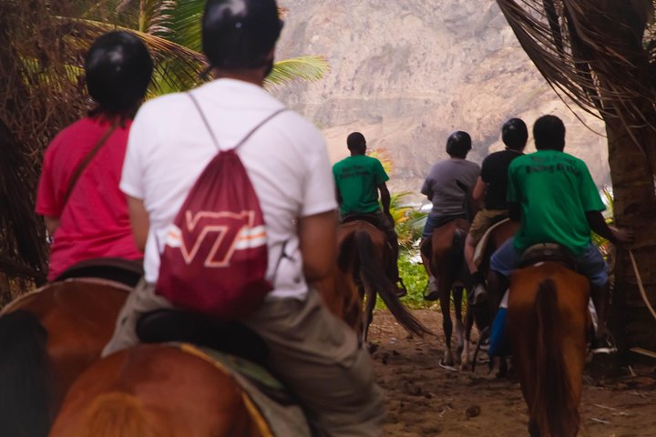 Nature & Historical Horseback Riding Tours St. Lucia