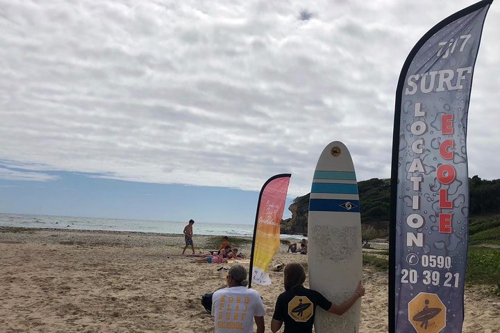 Surf lessons 1h30 (4-6 people) Kokoplaj Surf camp Guadeloupe school
