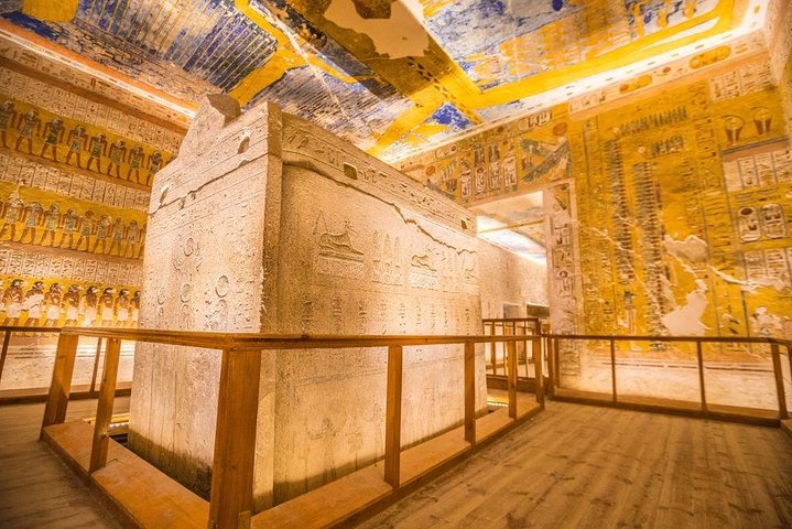 Private Full Day Tour: Valley of the Kings,Hatshepsut temple&more
