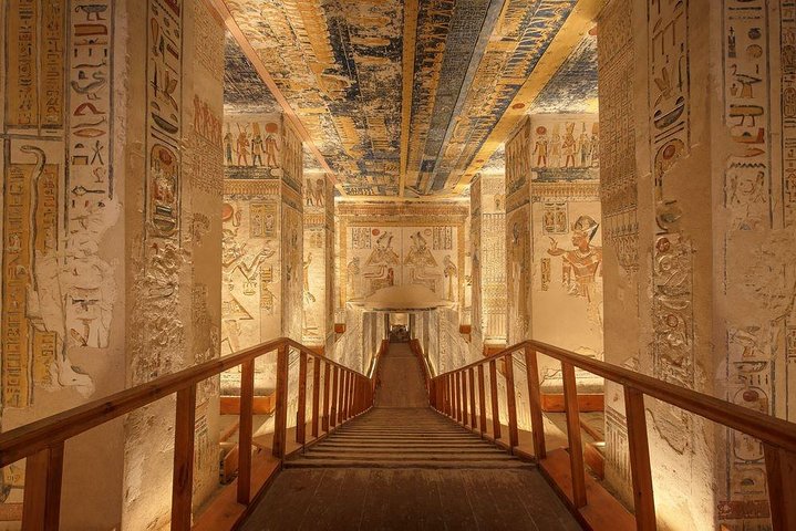 Private Full Day Tour: Valley of the Kings,Hatshepsut temple&more