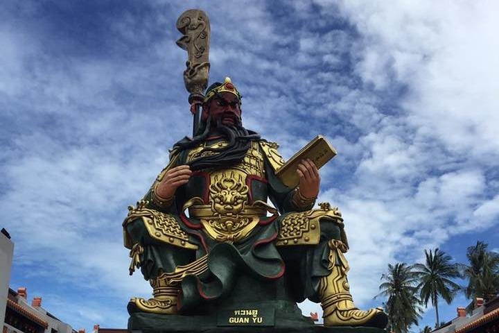 Koh Samui Custom Sightseeing Tour with Private Guide