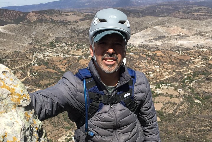 Multi-pitch or Single Pitch Climbing at Peña de Bernal