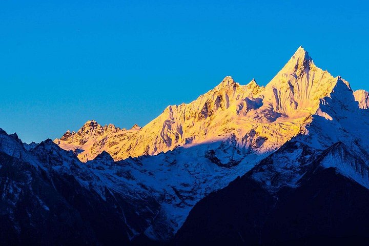 Two Days Shangri-la Highlights Tours