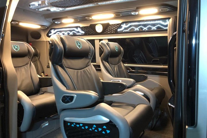 Hanoi Private Transfers One Way (by Luxury Limousine Vans)