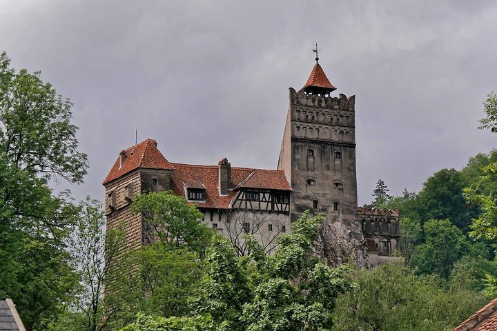 Day Tour to Brasov and Bran