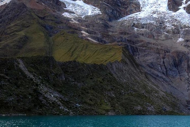 Huamantay Lagoon