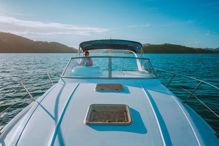 Coron Island Hopping Tour: via Private Yacht