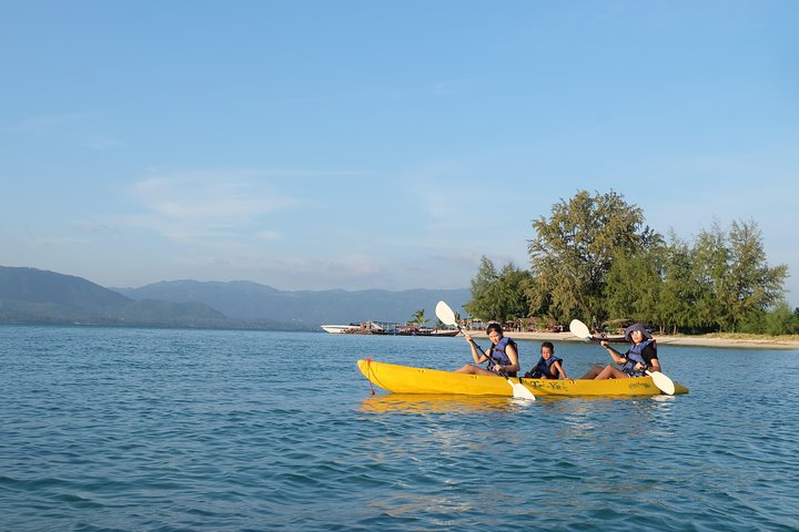 Pig Island & Koh Tan Tour by Speed Boat (Snorkeling & Kayaking)