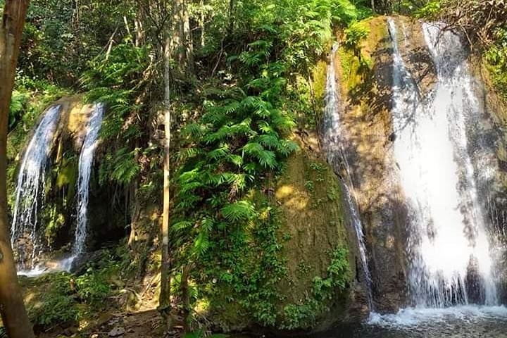 Hiking 2 days 1 night ,The pakheo trek