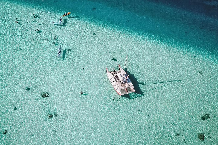 PRIVATE Half Day Tour : Moorea Snorkeling & Sailing on a Catamaran named Taboo