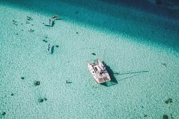 Half Day Tour : Moorea Snorkeling & Sailing on a Catamaran named Taboo
