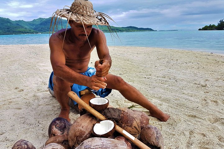 Authentic Polynesian Experience