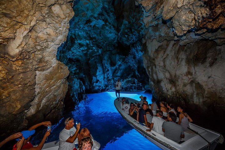 Blue Cave & Hvar, 5 Islands Speedboat with Luxury Seats in Shade