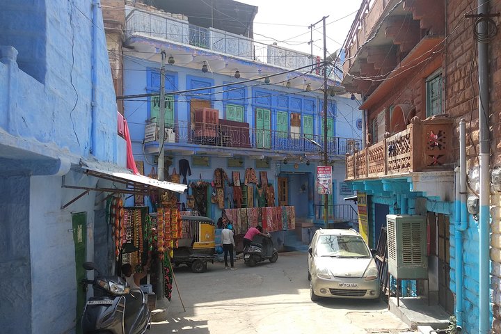 walk to bluecity heritage tour