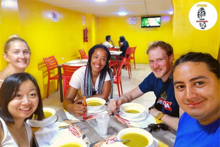 Guayaquil Private Experience - City Tour for Seniors