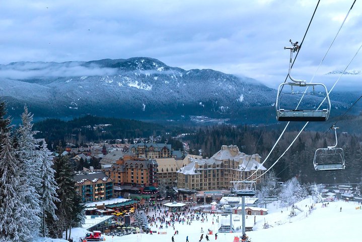 Whistler Sightseeing Tour from Vancouver: See Horseshoe Bay and Shannon Falls