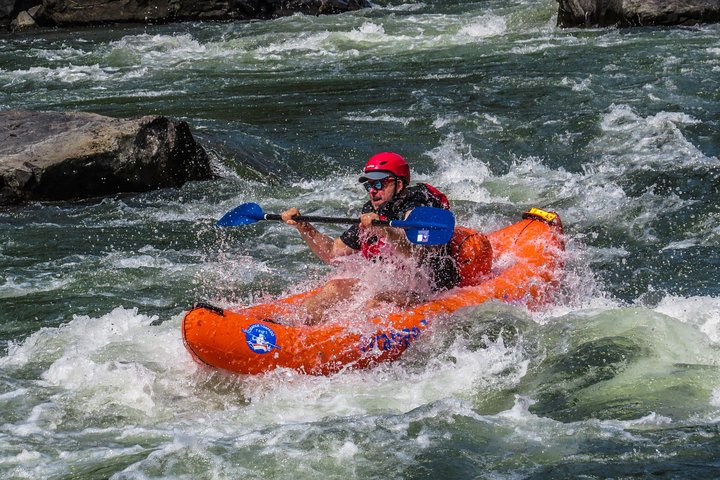 Rogue River Hellgate Canyon PM Half-Day Raft Trip