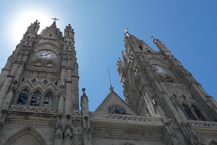 Private and Personalized City Tour of Quito Teleferico and Middle of the World