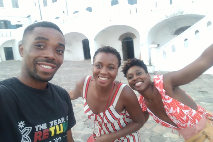 Accra To Cape Coast And Elmina Day Tour