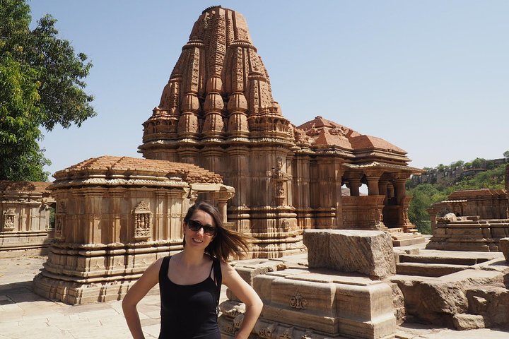 Half-Day Eklingji & Nagda Temple Tour by Tuk-Tuk or Car
