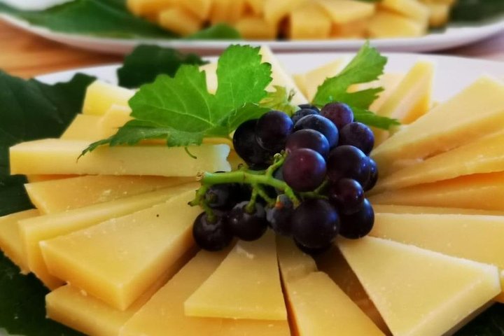 Guided Wine and Olive oil tasting