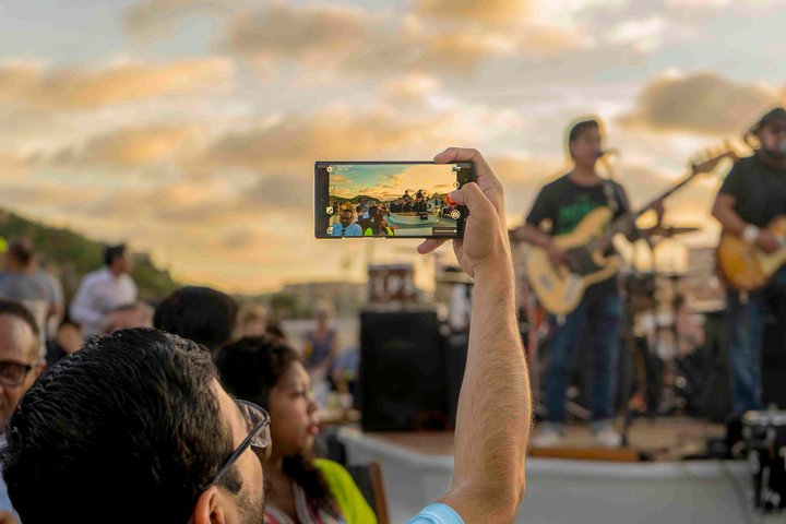 Sunset Mexican Dinner Cruise and Live Music in Cabo San Lucas