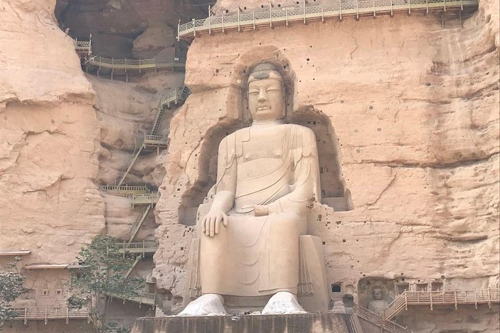Private Day Tour to Bingling Temple Caves from Lanzhou